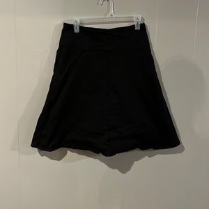 Black skort